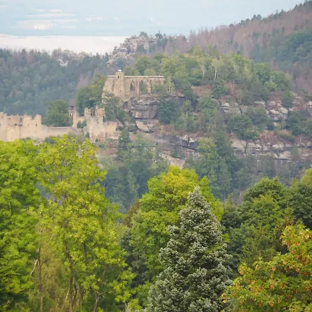 Apartment Karasek In Oybin Mit Panormablick, Kammlage